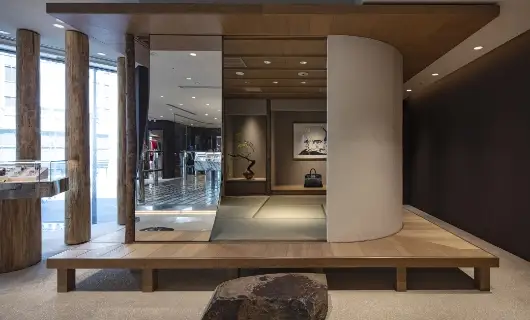 実績：ALLU SHINJUKU