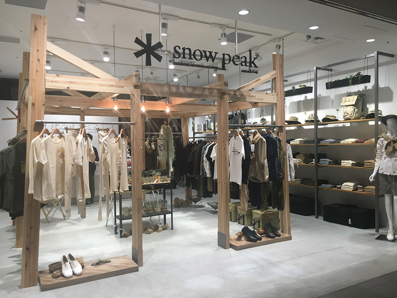 スノーピーク　東急プラザ銀座店