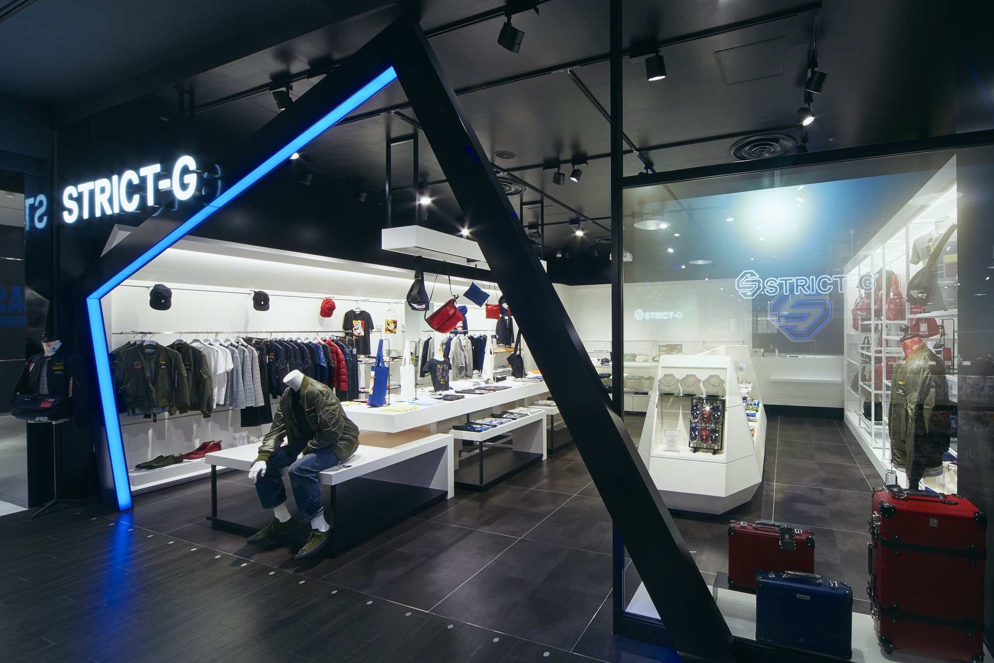 STRICT-G 東京お台場店