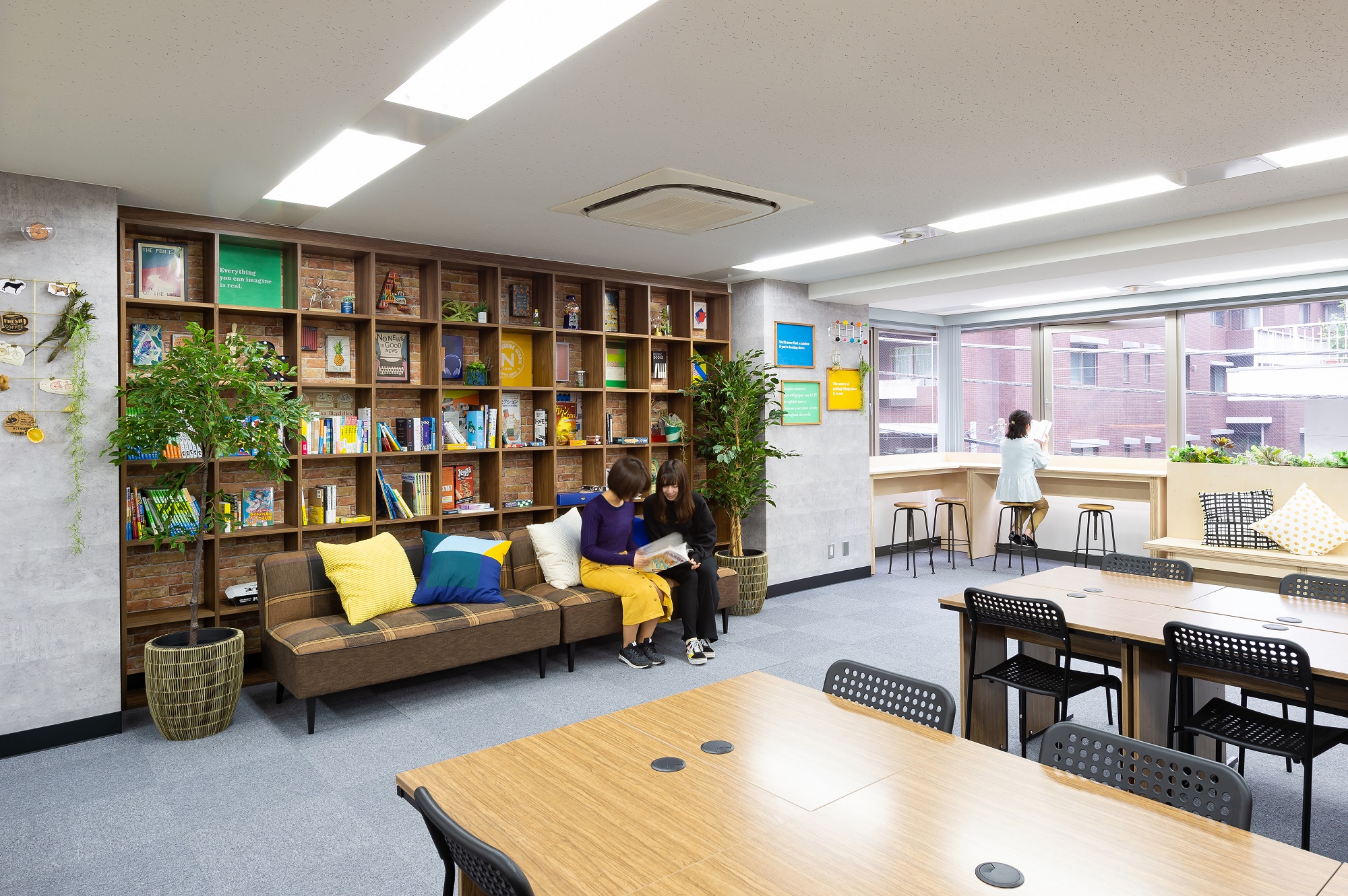 角川ドワンゴ学園 N中等部 新宿キャンパス