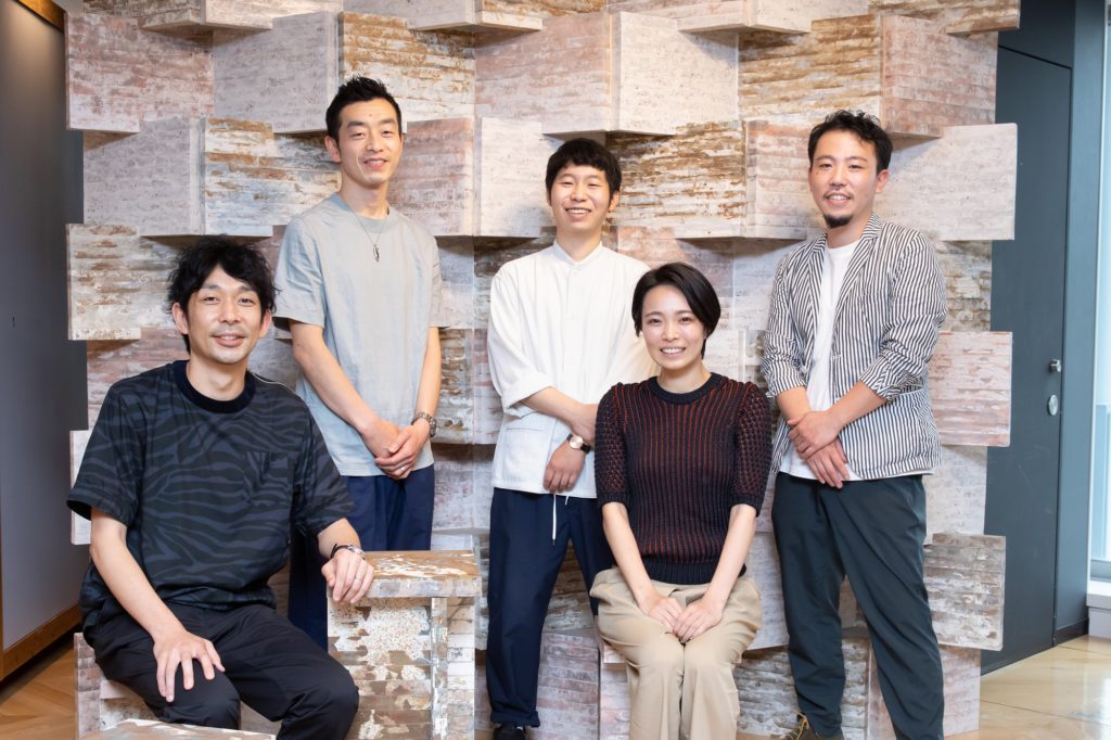 船場とwe+ inc.の社員のポートレート写真