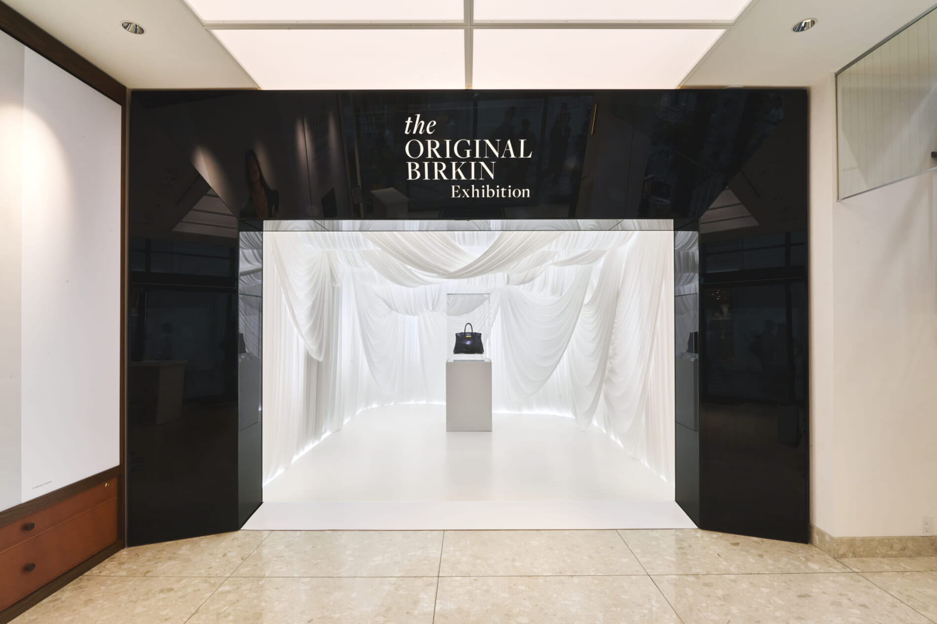 「The ORIGINAL BIRKIN Exhibition 唯一無二のオリジナル・バーキン展」において、展示空間の設計および制作・施工を一貫して担当